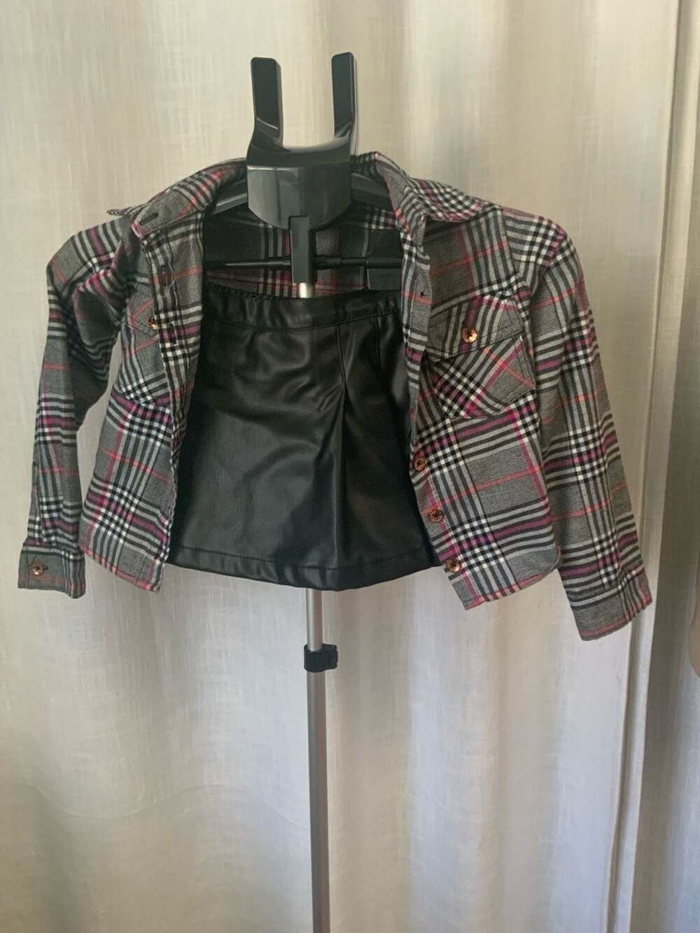 Vince Camuto Plaid Shirt Jacket Girls Size 5 Black, Gray, Pink